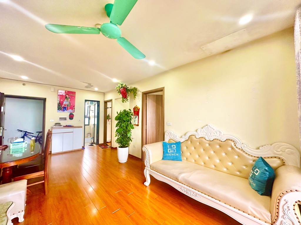 Bán nhà Tam Trinh - diện tích 67m2 20 tầng - Căn hộ chung cư lô góc - giá 5,6 tỷ