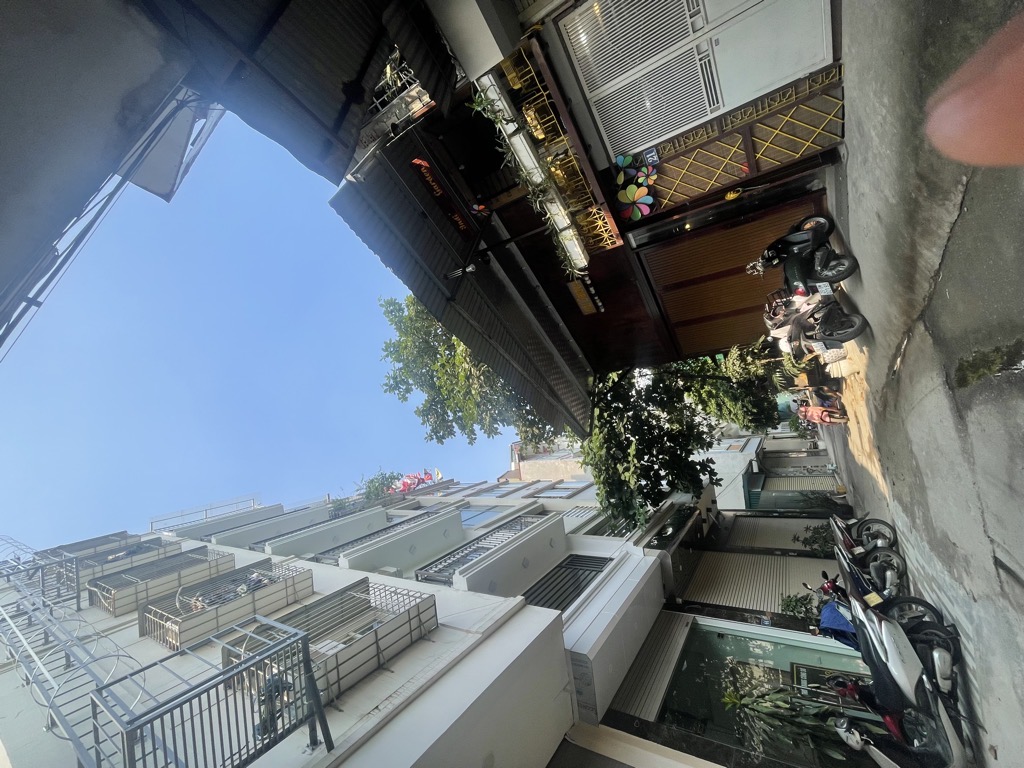 Bán nhà Nguyễn Xiển - diện tích 150.6m2 2 tầng - ô tô vào nhà - giá 7,5 tỷ