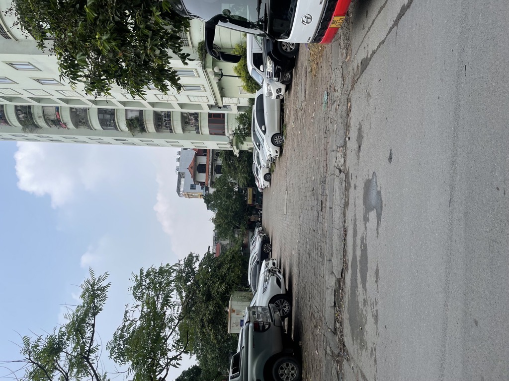 Bán nhà Nguyễn Xiển - diện tích 150.6m2 2 tầng - ô tô vào nhà - giá 7,5 tỷ