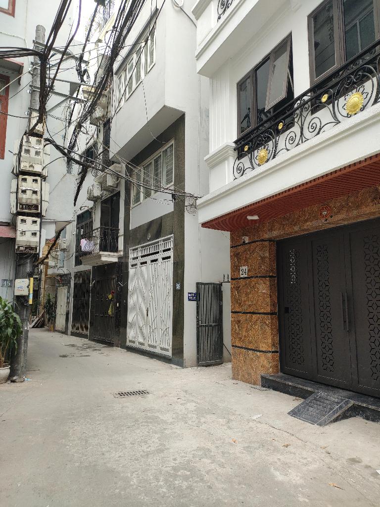 Bán nhà Bùi Xương Trạch - diện tích 40m2 5 tầng - ô tô tránh - giá 7,8 tỷ