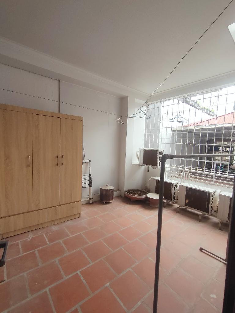 Bán nhà Bùi Xương Trạch - diện tích 40m2 5 tầng - ô tô tránh - giá 7,8 tỷ