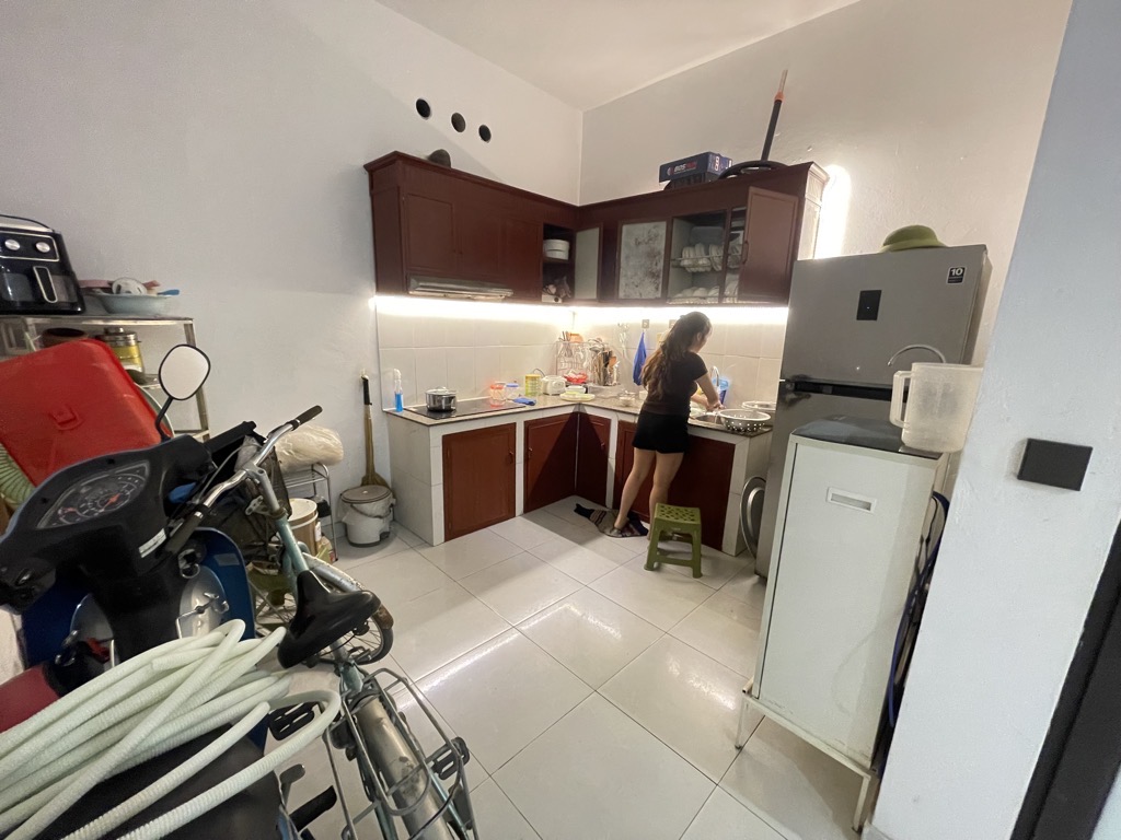 Bán nhà Định Công Hạ - diện tích 38m2 3 tầng - Ô tô đỗ cửa - giá 3,4 tỷ