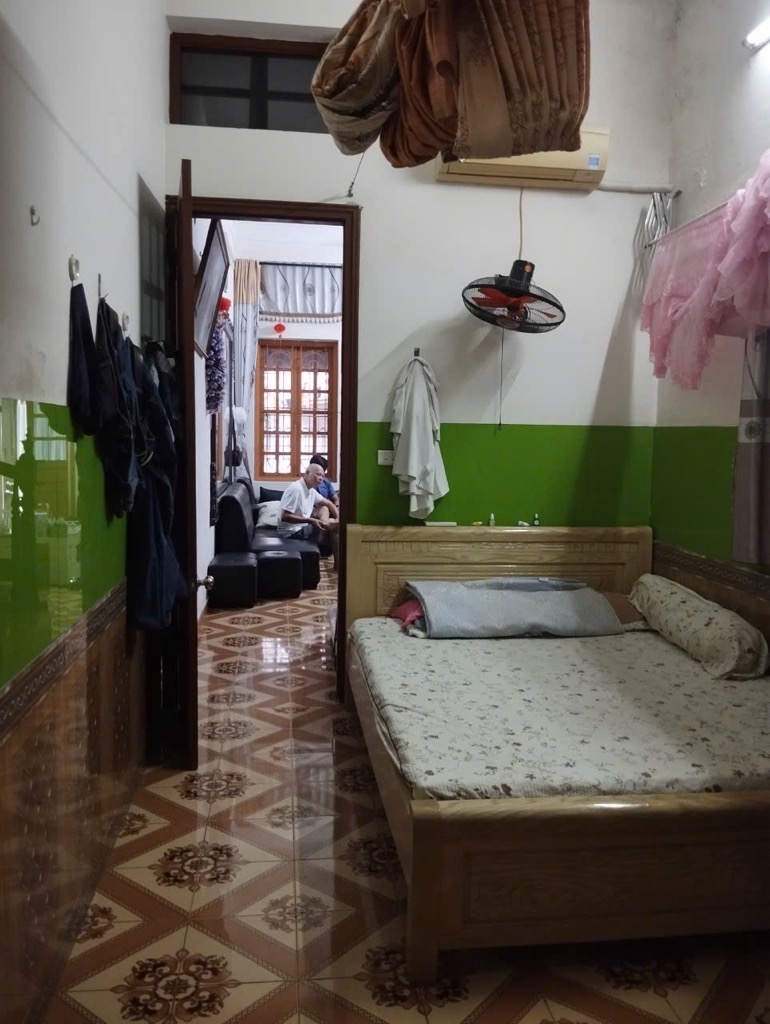 Bán nhà Thuý Lĩnh - diện tích 64m2 3 tầng - ô tô qua nhà - giá 8,75 tỷ