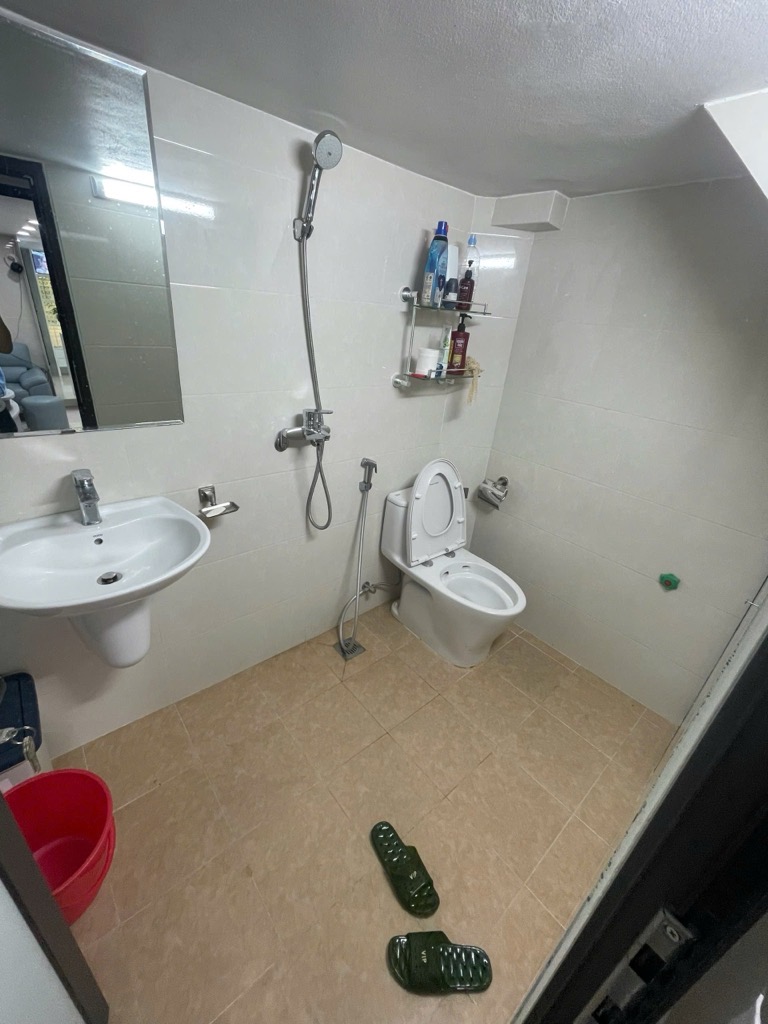 Bán nhà Khâm Thiên - diện tích 45.8m2 1 tầng - mặt phố kinh doanh sầm uất - giá 12 tỷ