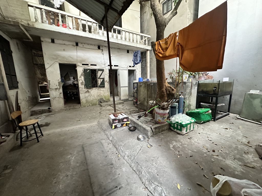 Bán nhà Gốc Đề - diện tích 74m2 2 tầng - ô tô tránh - giá 15,8 tỷ