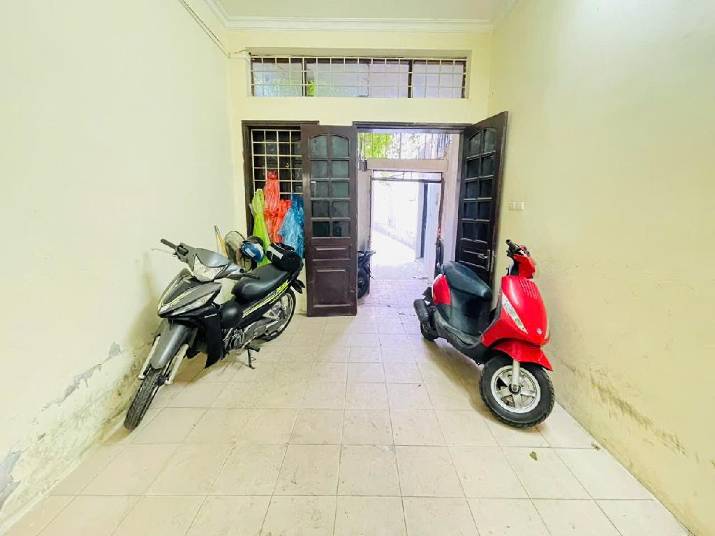 Bán nhà Nguyễn Du - diện tích 41m2 4 tầng - gần ô tô - giá 9,8 tỷ