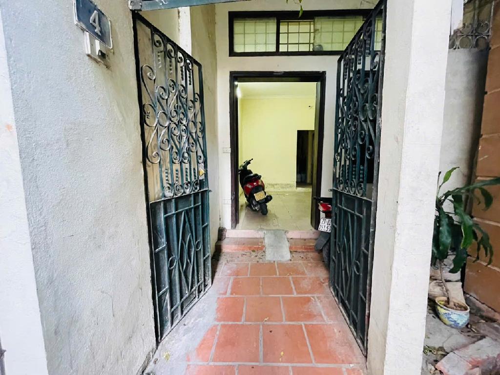 Bán nhà Nguyễn Du - diện tích 41m2 4 tầng - gần ô tô - giá 9,8 tỷ