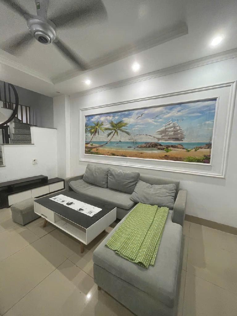 Bán nhà Nguyễn Xiển - diện tích 35m2 2 tầng - ô tô gần nhà - giá 2,75 tỷ