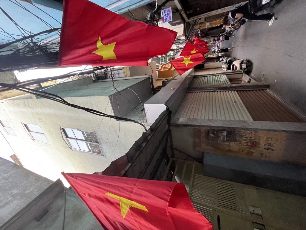 Bán nhà ngõ chợ khâm thiên - diện tích 20m2 4 tầng - nhà lô 3 mặt thoáng, vừa ở vừa kinh doanh - giá 7 tỷ