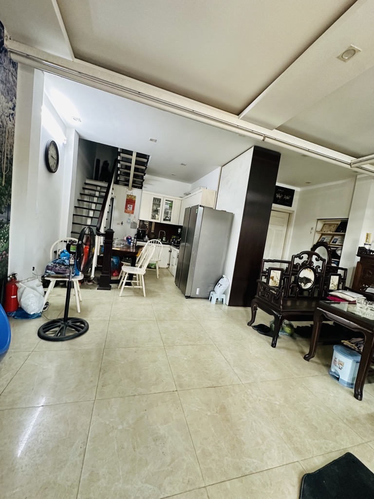 Bán nhà Đỗ Mười - diện tích 56.2m2 2 tầng - Mặt phố - giá 11 tỷ