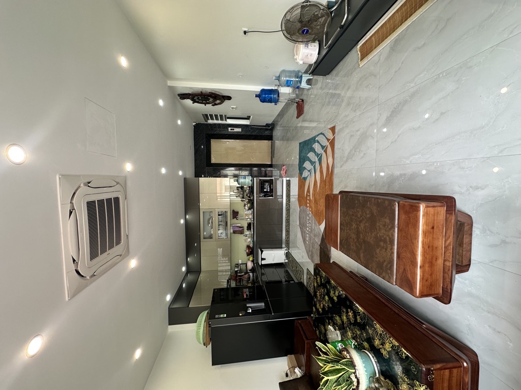 Bán nhà Tân Mai - diện tích 51m2 8 tầng - Ô TÔ CẤT TRONG NHÀ - giá 24,8 tỷ