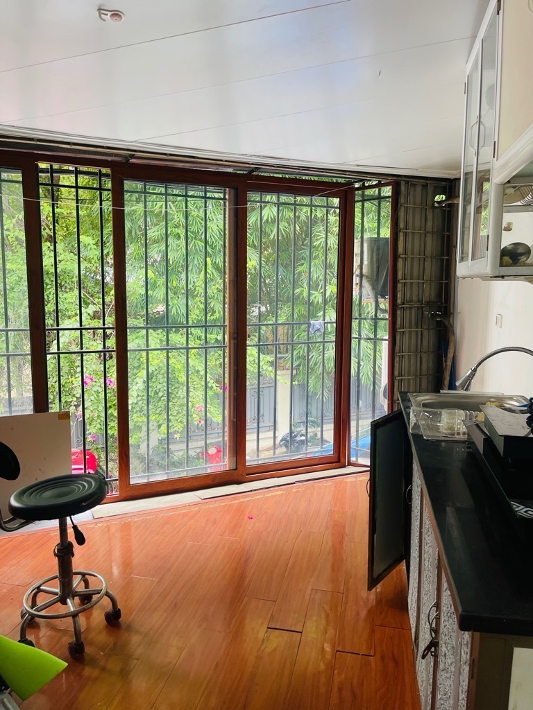 Bán nhà Kim Ngưu - diện tích 27m2 2 tầng - Ô TÔ TRÁNH NHAU - giá 2,98 tỷ