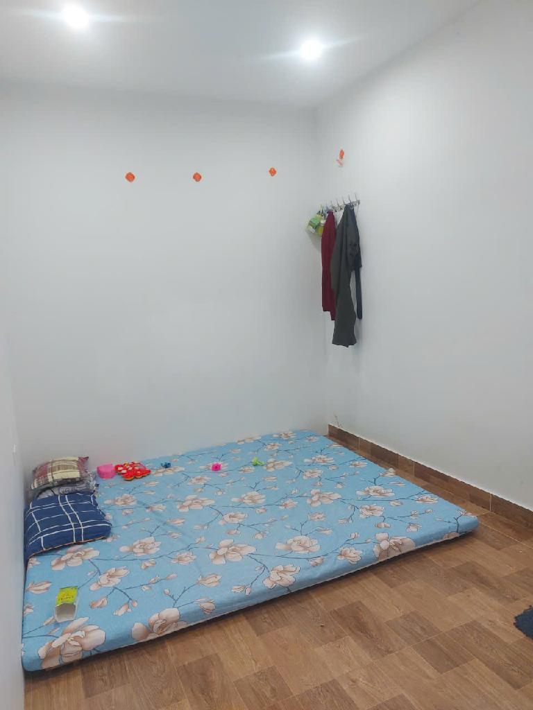 Bán nhà Định Công Thượng - diện tích 35.9m2 3 tầng - Nhà đẹp hiếm có - giá 4,25 tỷ