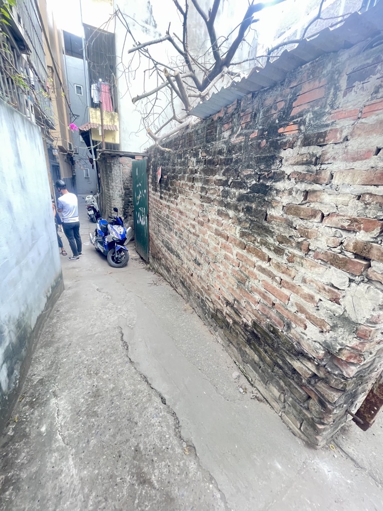 Bán nhà Kim Giang - diện tích 179m2 1 tầng - Mảnh đất vàng siêu đẹp - giá 9,35 tỷ