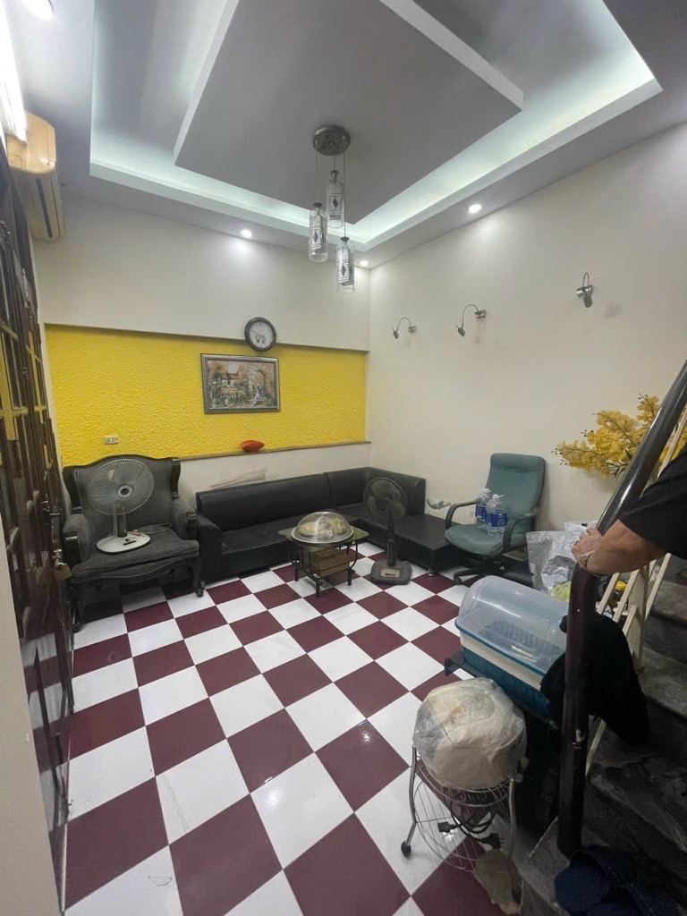 Bán nhà Hoàng Văn Thái - diện tích 51.9m2 4 tầng - Nhà Ra Ô Tô Tránh - giá 15 tỷ