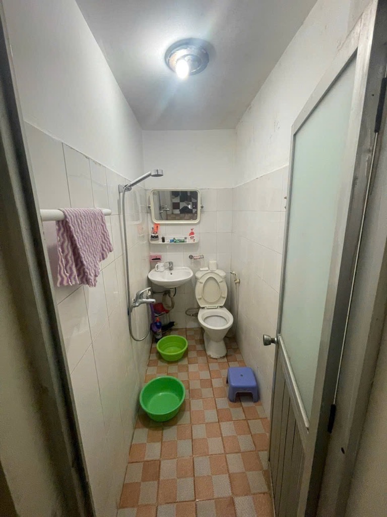 Bán nhà Hoàng Văn Thái - diện tích 51.9m2 4 tầng - Nhà Ra Ô Tô Tránh - giá 15 tỷ