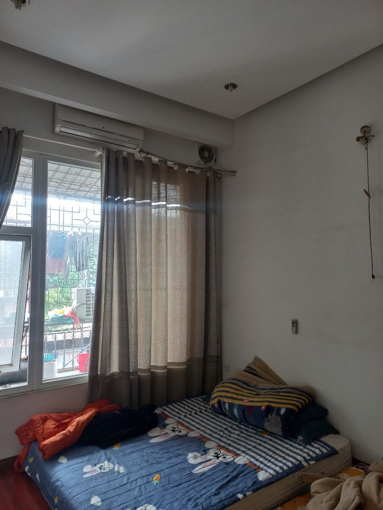 Bán nhà Vương Thừa Vũ - diện tích 80m2 5 tầng - Ô TÔ ĐỖ - giá 4 tỷ