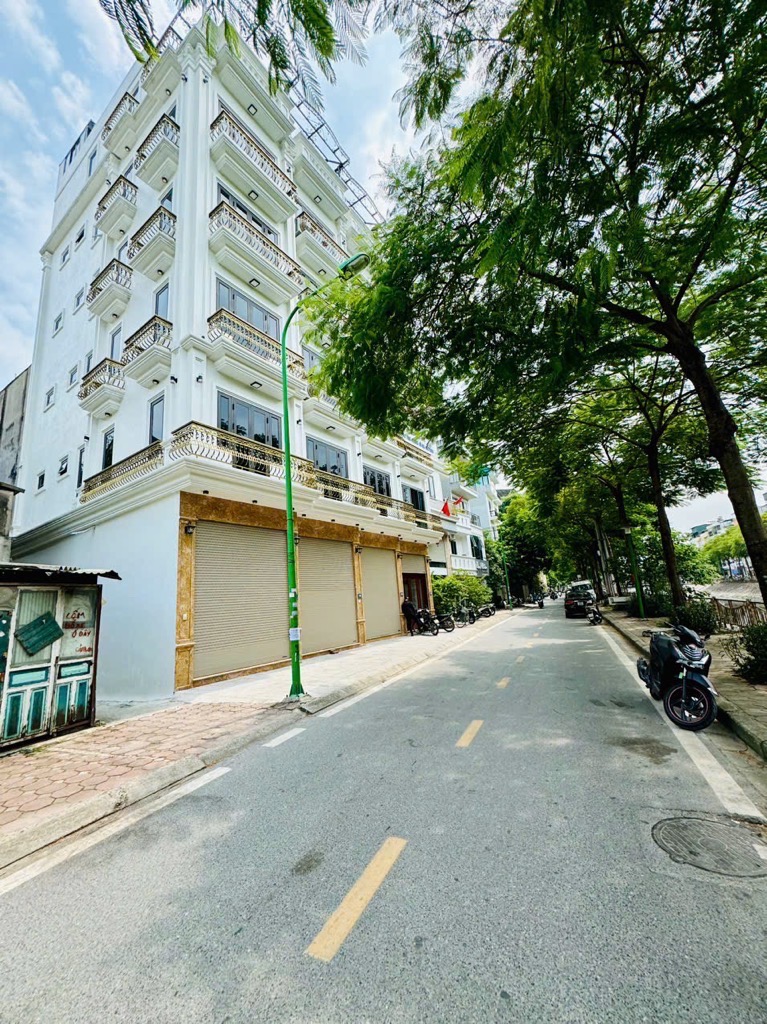 Bán nhà Bờ Sông Sét - diện tích 102m2 1 tầng - mặt bờ sông sét - giá 17,9 tỷ