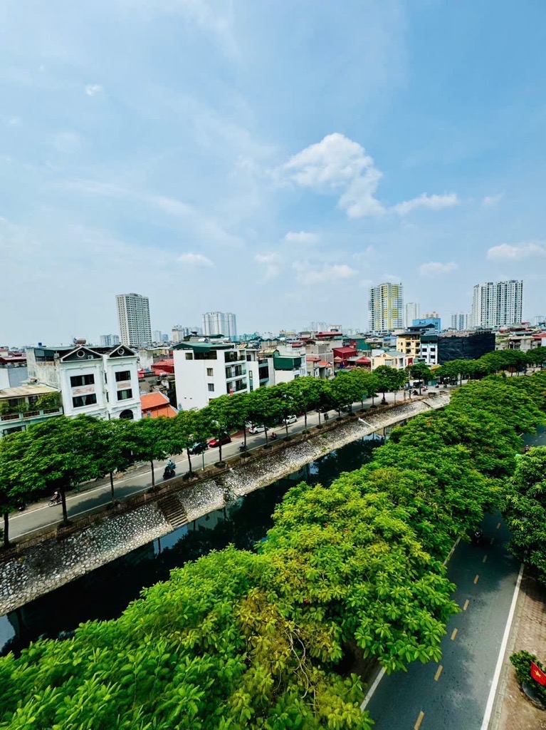 Bán nhà Bờ Sông Sét - diện tích 102m2 1 tầng - mặt bờ sông sét - giá 17,9 tỷ