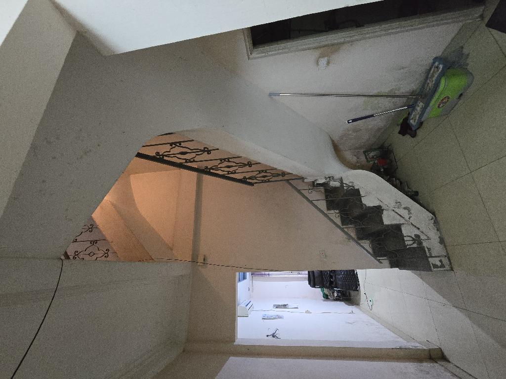 Bán nhà Nguyễn Xiển - diện tích 85m2 3 tầng - gần ô tô - giá 16 tỷ