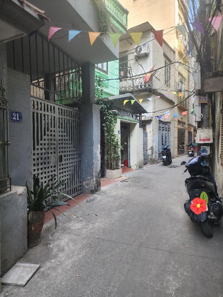 Bán nhà Lĩnh Nam - diện tích 74.1m2 3 tầng - Lô góc thoáng sáng - giá 16,8 tỷ