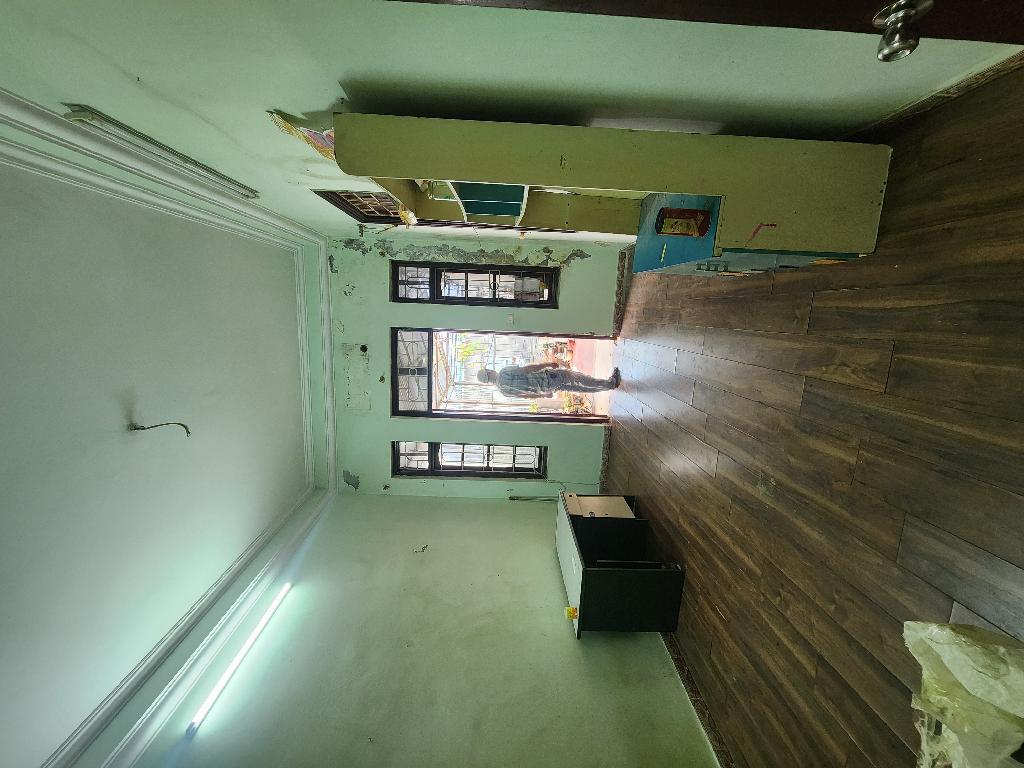 Bán nhà Lĩnh Nam - diện tích 74.1m2 3 tầng - Lô góc thoáng sáng - giá 16,8 tỷ