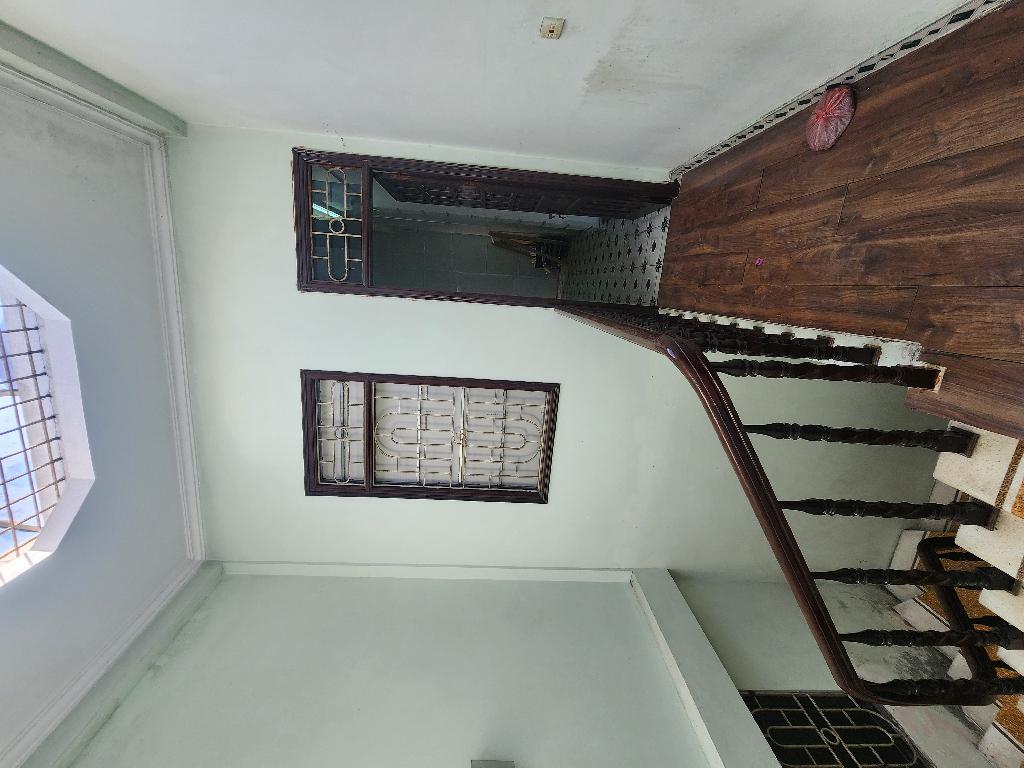 Bán nhà Lĩnh Nam - diện tích 74.1m2 3 tầng - Lô góc thoáng sáng - giá 16,8 tỷ