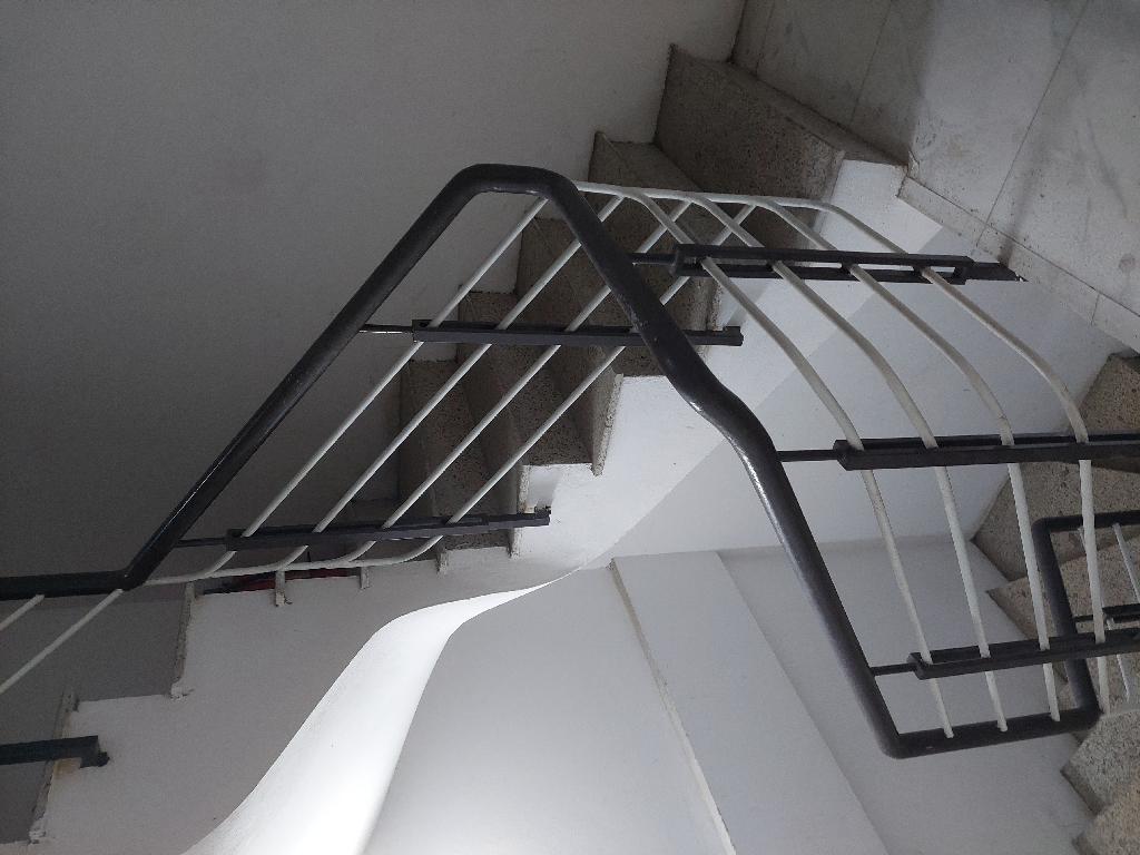 Bán nhà Đặng Tiến Đông - diện tích 240m2 2 tầng - Một mặt phố nhìn ra hồ Hoàng Cầu - giá 17 tỷ