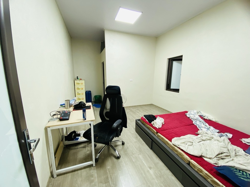 Bán nhà Ngõ Thịnh Quang - diện tích 99,9m2 4 tầng - Ô tô qua nhà - giá 24,5 tỷ