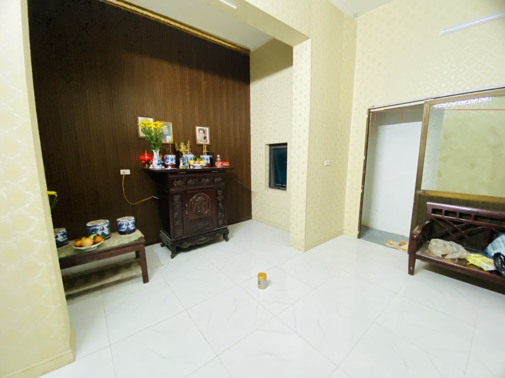 Bán nhà Ngõ Thịnh Quang - diện tích 99,9m2 4 tầng - Ô tô qua nhà - giá 24,5 tỷ