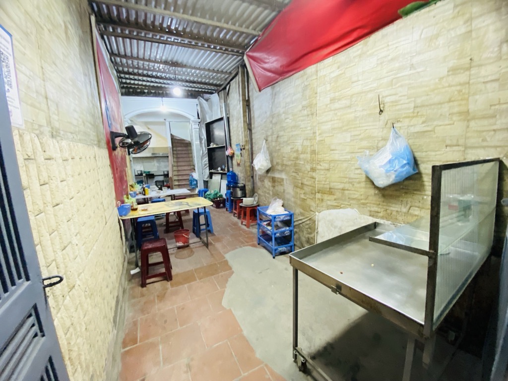 Bán nhà Ngõ Thịnh Quang - diện tích 99,9m2 4 tầng - Ô tô qua nhà - giá 24,5 tỷ