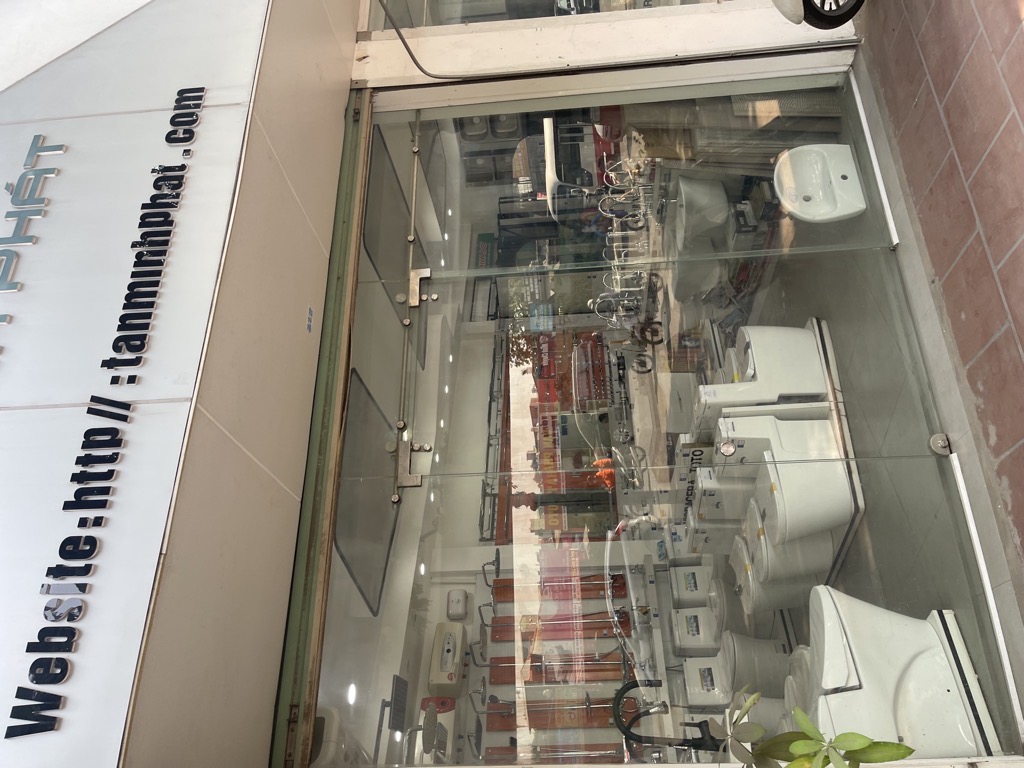 Bán nhà Nguyễn Xiển - diện tích 71.5m2 1 tầng - mặt phố - giá 10,9 tỷ