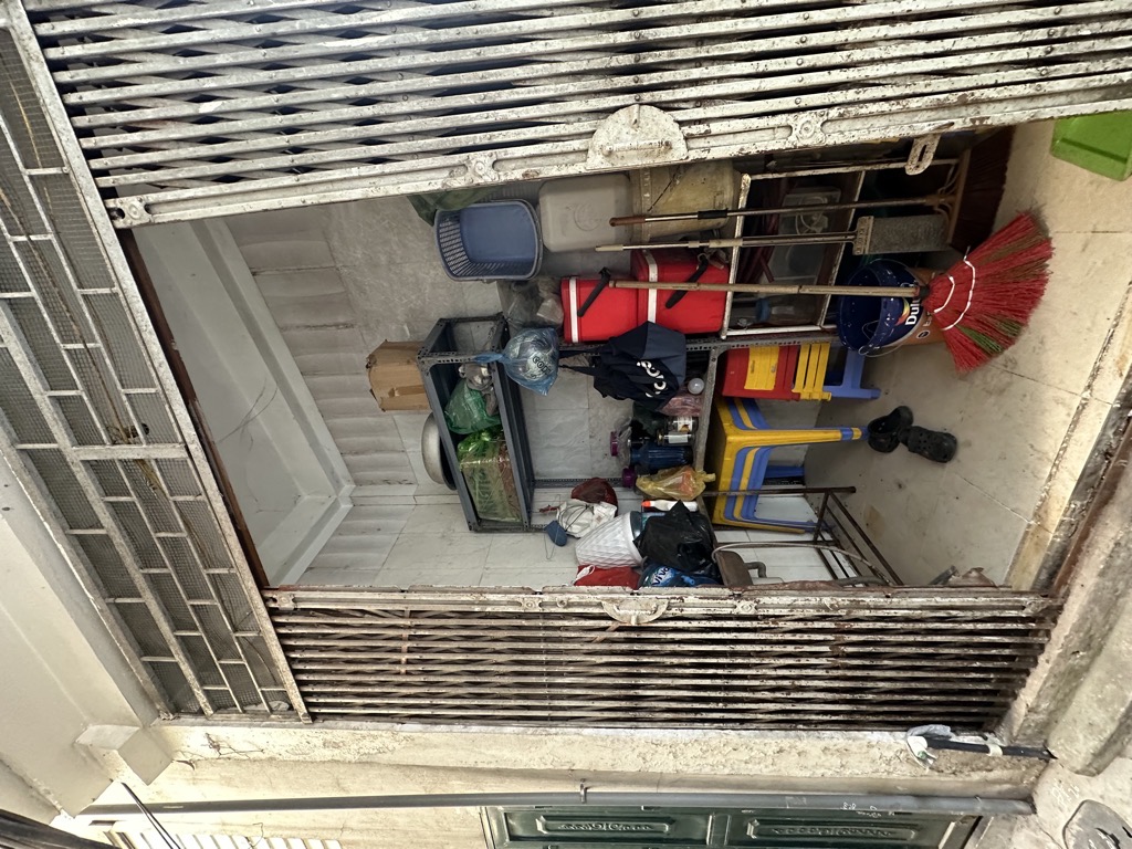 Bán nhà Trần Khát Chân - diện tích 18,4m2 5 tầng - Mặt phố - giá 7,6 tỷ