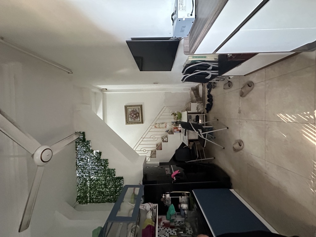 Bán nhà Trần Khát Chân - diện tích 18,4m2 5 tầng - Mặt phố - giá 7,6 tỷ