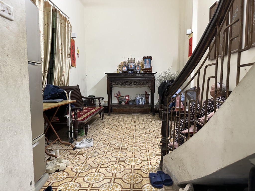 Bán nhà Văn Hương - diện tích 36m2 4 tầng - Lô góc 2 thoáng - giá 8,75 tỷ