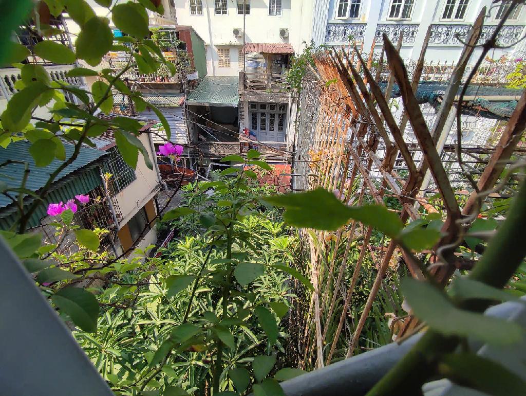 Bán nhà Lê Gia Đỉnh - diện tích 40.1m2 2 tầng - Căn hộ tập thể penhouse trung tâm - giá 5 tỷ