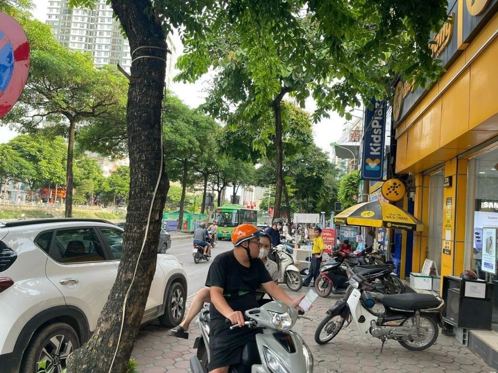 Bán nhà Khương Đình - diện tích 59.6m2 5 tầng - Mặt phố kinh doanh sầm uất - giá 17,8 tỷ