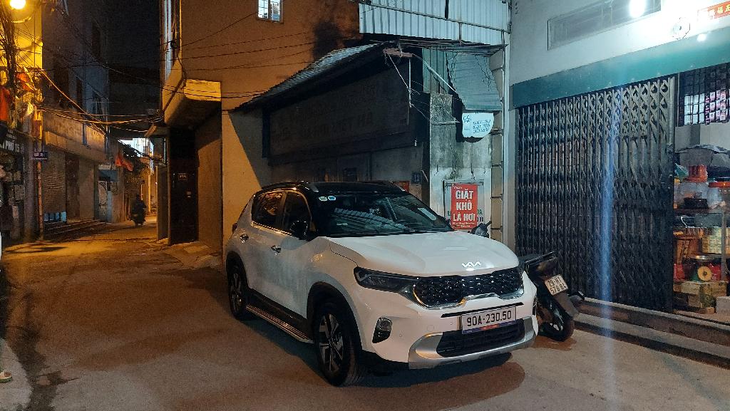 Bán nhà Hưng Phúc - diện tích 100m2 2 tầng - Ô tô vào nhà - giá 13,5 tỷ