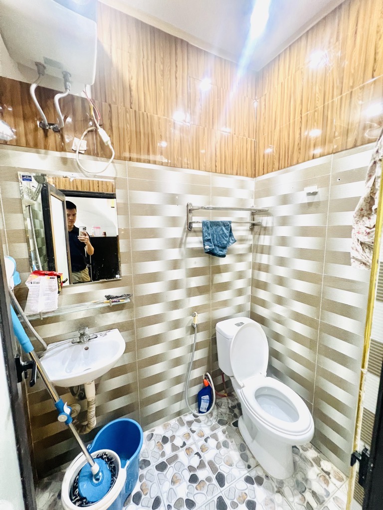 Bán nhà Tân Khai - diện tích 24m2 2 tầng - NHỎ XINH - giá 1,85 tỷ