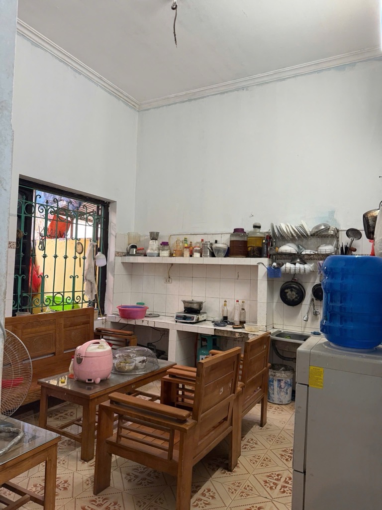 Bán nhà Nam Dư - diện tích 107.6m2 2 tầng - vị trí quá đẹp - giá 14 tỷ