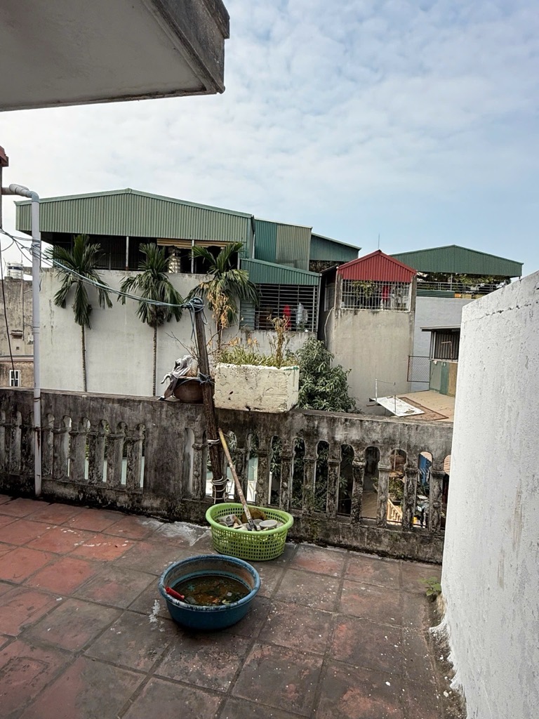 Bán nhà Nam Dư - diện tích 107.6m2 2 tầng - vị trí quá đẹp - giá 14 tỷ