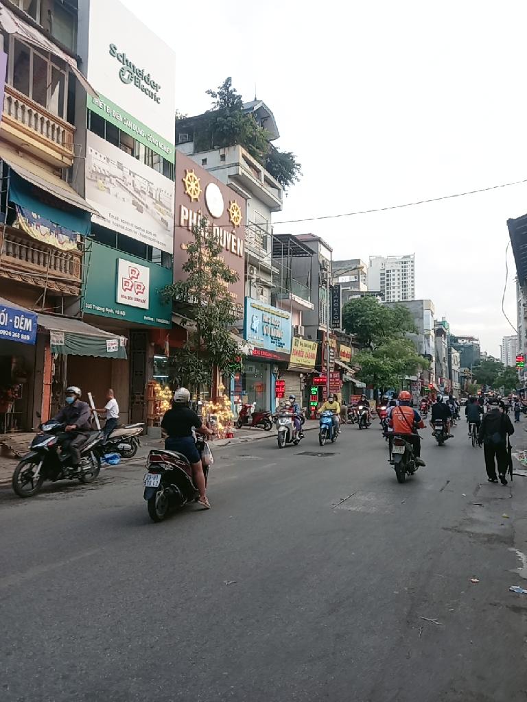 Bán nhà Trương Định - diện tích 43,4m2 4 tầng - Lô góc - giá 18,5 tỷ