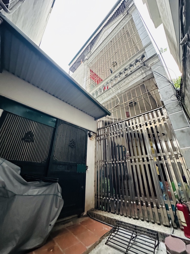 Bán nhà Nguyễn Khoái - diện tích 78m2 3 tầng - 15m ra ô tô - giá 13,8 tỷ