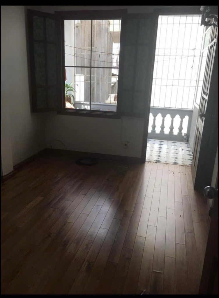 Bán nhà Nguyễn Khoái - diện tích 78m2 3 tầng - 15m ra ô tô - giá 13,8 tỷ