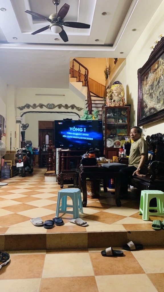 Bán nhà Cù Chính Lan - diện tích 83,6m2 5 tầng - Nhà thoáng mát, ngõ rộng thông tứ tung - giá 20 tỷ