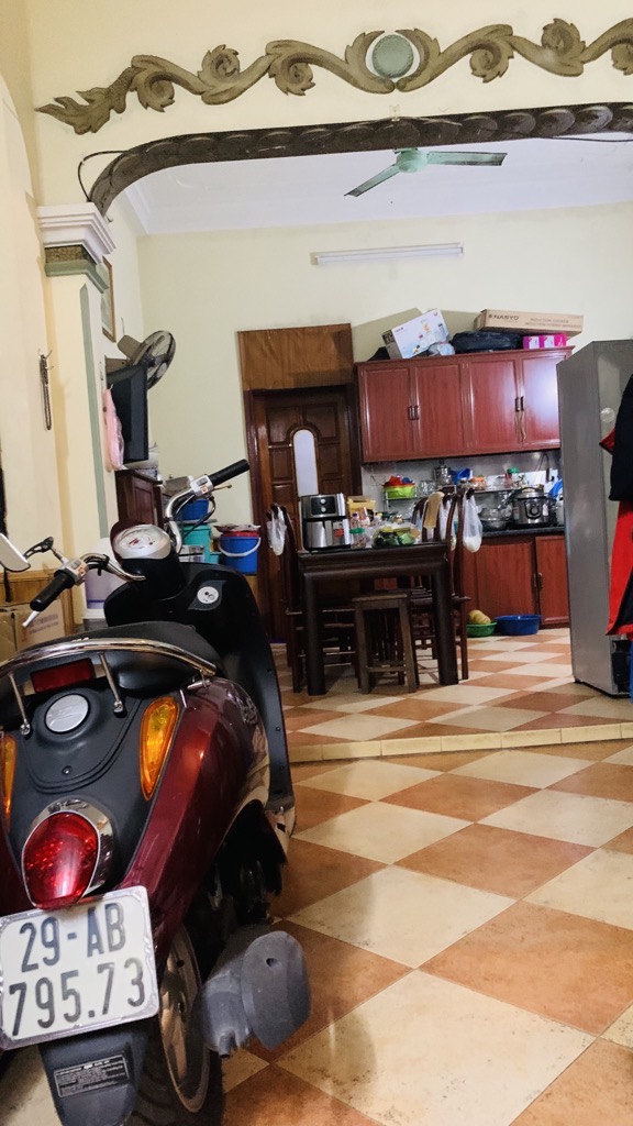 Bán nhà Cù Chính Lan - diện tích 83,6m2 5 tầng - Nhà thoáng mát, ngõ rộng thông tứ tung - giá 20 tỷ