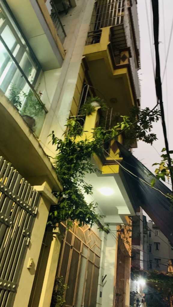 Bán nhà Cù Chính Lan - diện tích 83,6m2 5 tầng - Nhà thoáng mát, ngõ rộng thông tứ tung - giá 20 tỷ