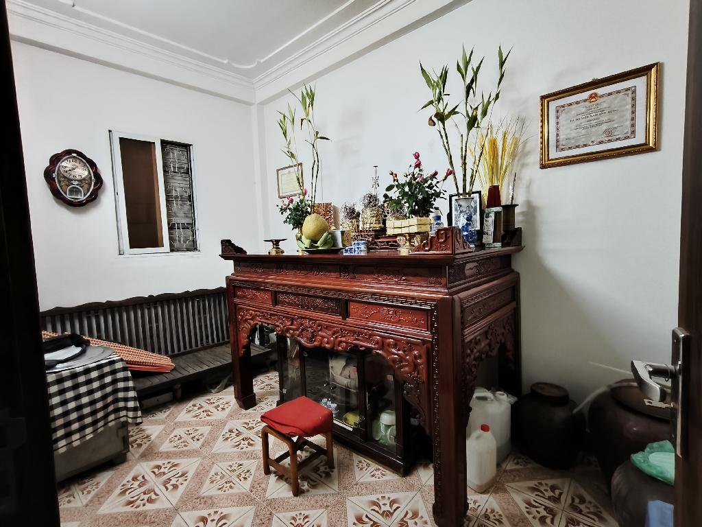 Bán nhà Giải Phóng - diện tích 47m2 5 tầng - Mặt phố kinh doanh - giá 15,5 tỷ