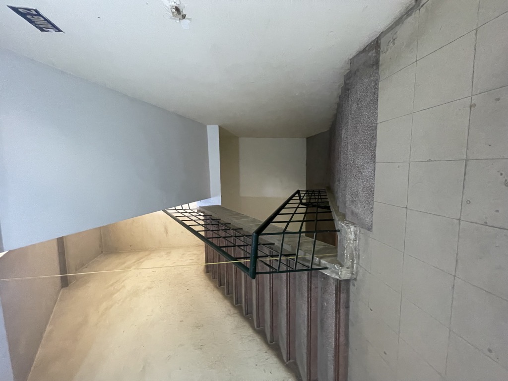 Bán nhà Cự Lộc - diện tích 130m2 2 tầng - Nhà đẹp lô góc full nội thất - giá 7,0 tỷ