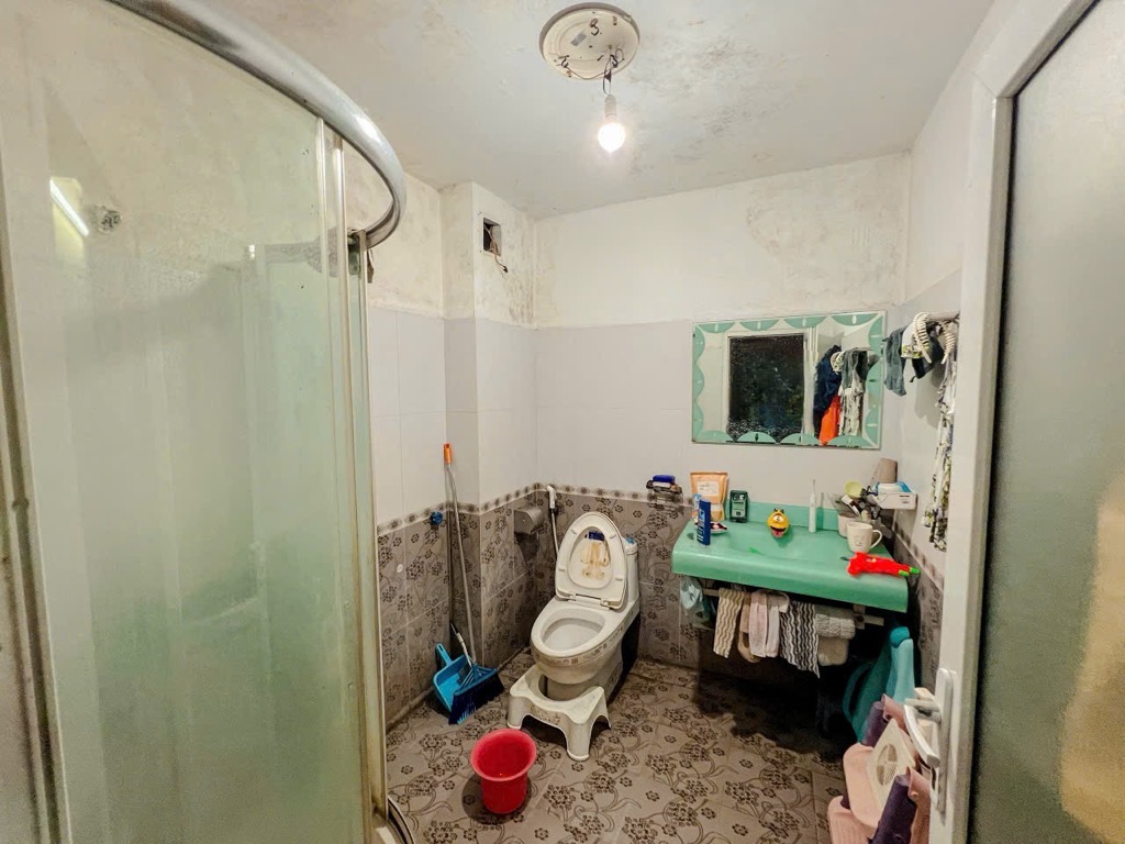 Bán nhà Chùa Láng - diện tích 44.3m2 4 tầng - Mặt ngõ kinh doanh - giá 13 tỷ